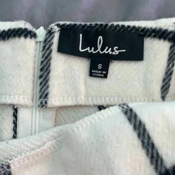 LULUS Spence white plaid mini skirt NEVER WORN - Picture 9 of 10